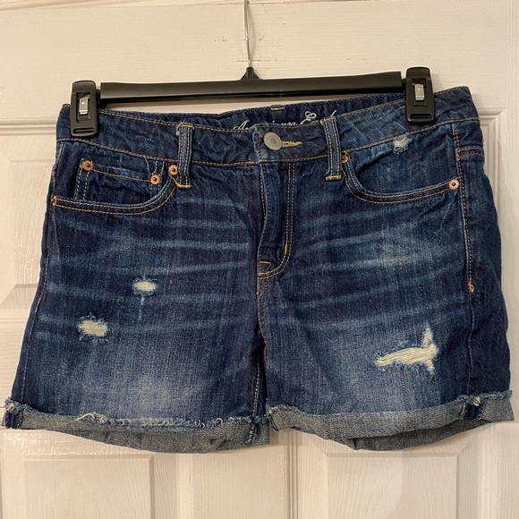 American Eagle Women’s Jean Shorts. Size 4. - Picture 1 of 6